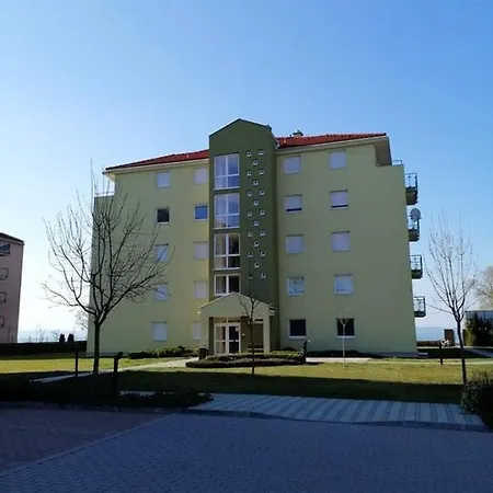 Beszedes 59 Ii. Apartman דירה *